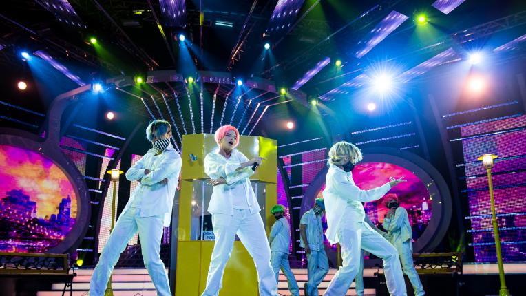  Изпълненията на участниците в епизод 10 на „ Като две капки вода “ 