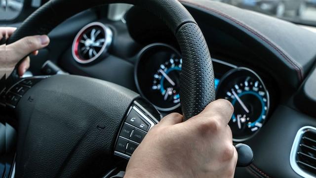 Авторите на македонската „Корона, чао“ с коментар за видеото на премиера (ВИДЕО)
