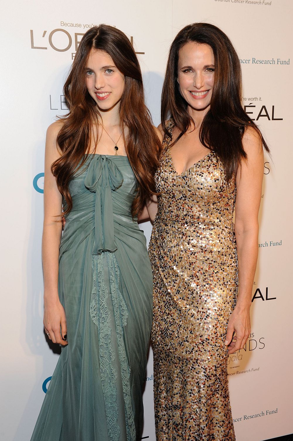 Анди Магдауел и дъщерите й - Рейни и Маргарет Квалили