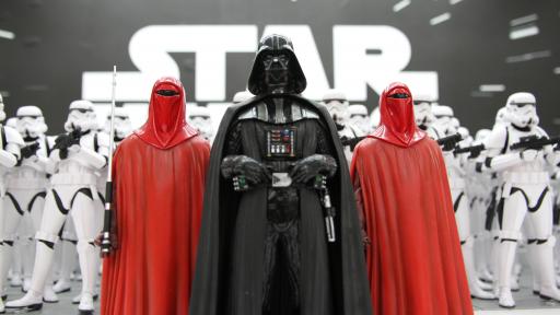  Фенове по целия свят означават Деня на 