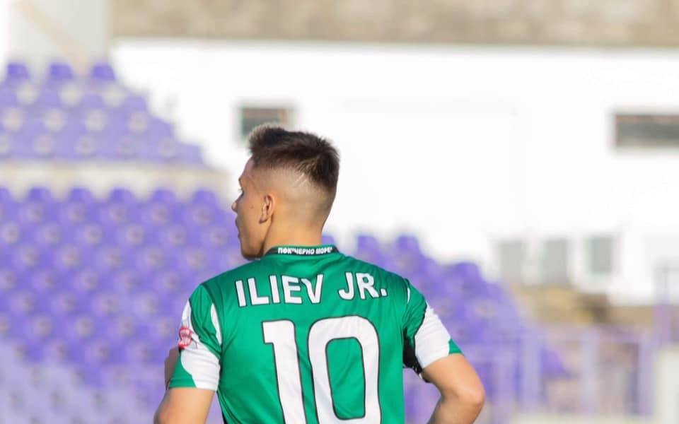 Отборът на Черно море надви с 2:0 Витоша Бистрица в