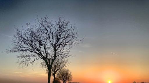  Слънчево, само че най-вече хладно време 