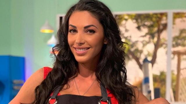 По-гореща от всякога: Биляна Йотовска в перфектна форма на плаж в Италия