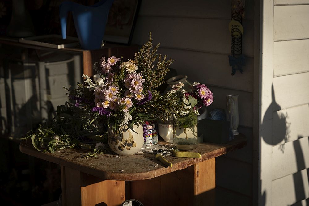 Австралийката Мей Блака доставя букети в Кобарго от 60 години