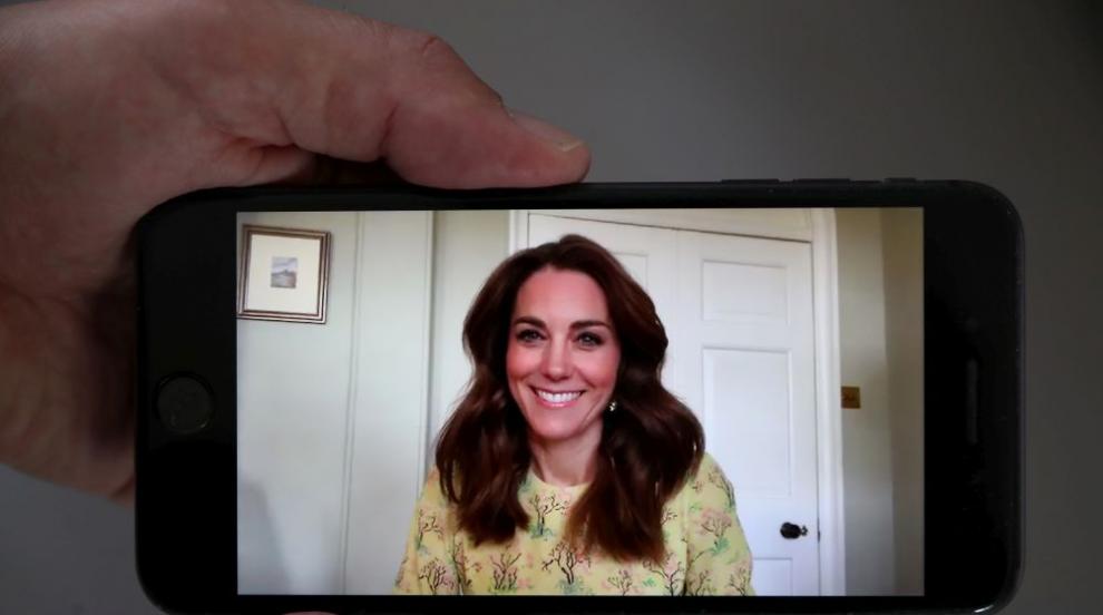 Кейт е все така неотразима и в домашните си дрехи (СНИМКИ)