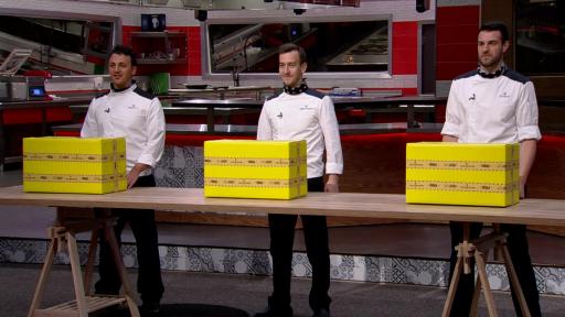  Цветомир, Реджеп и Атанас - в челната тройка за победа в Hell’s Kitchen Българи </div>

</article>
<style>
.youtube{
  width:100%;height:500px;
}
@media only screen and (max-width: 600px) {
.youtube {
    height:250px;
  }
}
</style>
<div style=