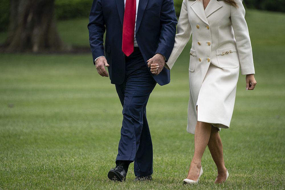 Мелания Тръмп грее цялата в бяло