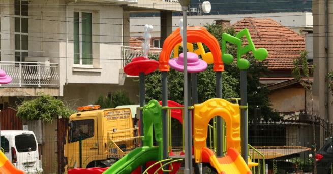 Правителството отпуска 15 млн. лева за училища и детски градини