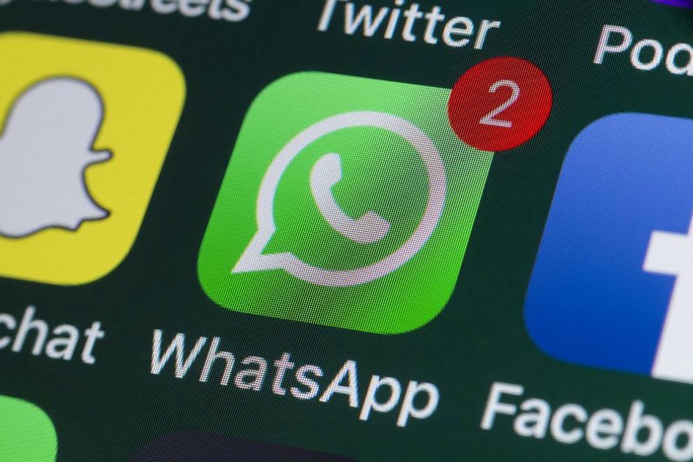WhatsApp се срина в редица държави, съобщи BBC. Потребителите на