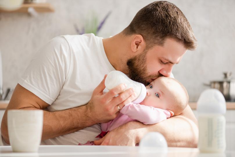 6 момента, които да споделите с бебето и партньора си