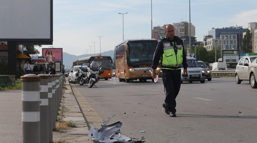 Тежка катастрофа със загинал моторист блокира „Цариградско шосе“ (ГАЛЕРИЯ)