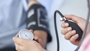 Хроничното високо кръвно налягане е рисков фактор – увеличава вероятността