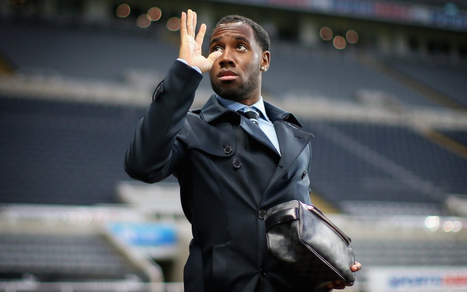 Нидерландският полузащитник Върнан Анита разкри, че продължава да е в