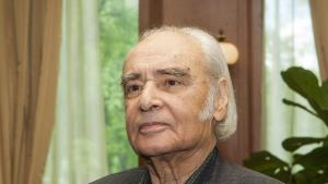 Почина големият български писател акад Антон Дончев Той е издъхнал