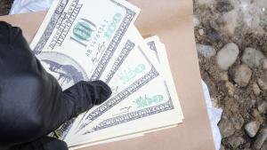 фалшива валута