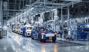 <p>BMW пуска електрическия iX3 през лятото</p>