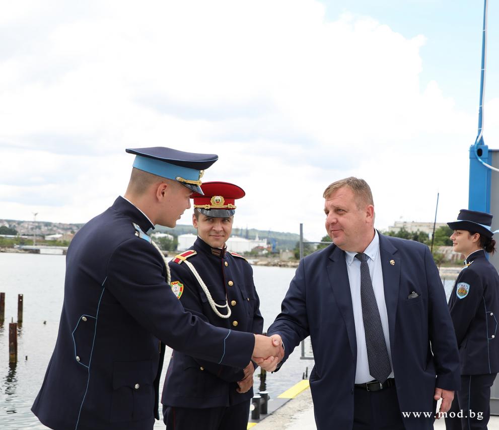  Красимир Каракачанов 