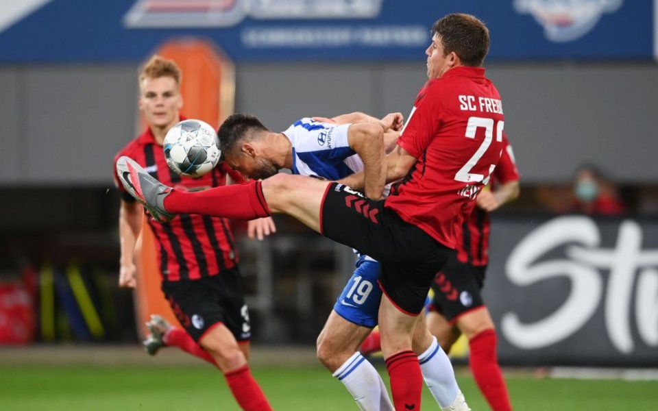 Фрайбург победи Херта Берлин с 2:1 в двубой от 32-ия