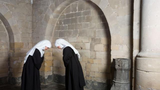 Две стогодишни монахини, преживели испанския грип, пребориха коронавируса