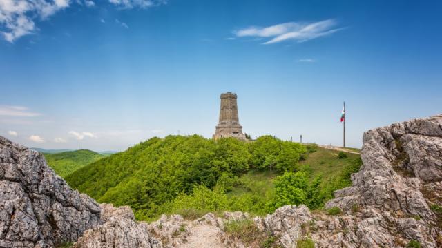 Звездите на България с музикален поздрав за 3 март (ВИДЕО)