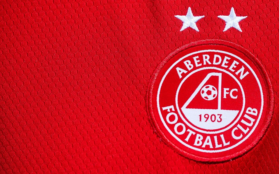Емблематичният шотландски Абърдийн вече води преговори с играчите си, за