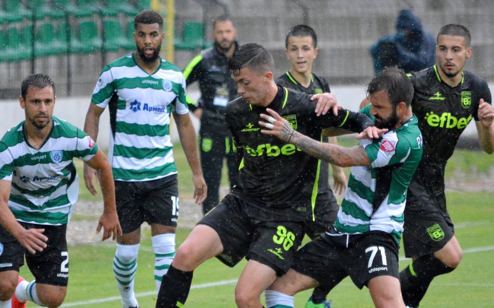 Черно море победи Витоша Бистрица с 1:0 в първи двубой