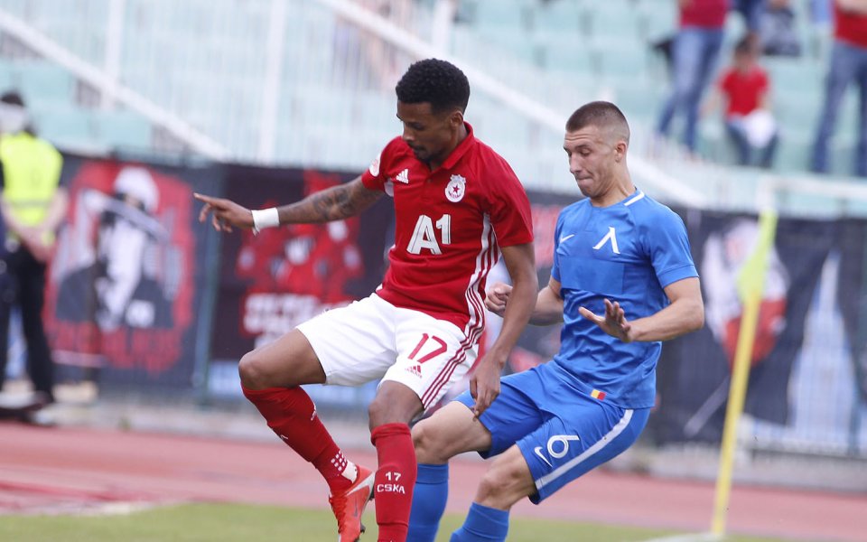 Във връзка с разпространението на коронавируса у нас на масови