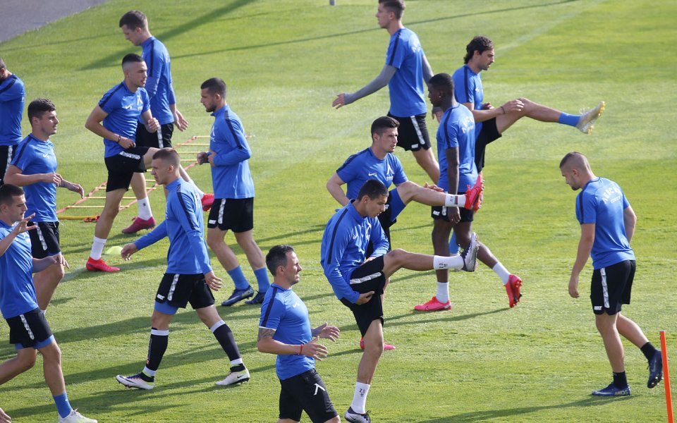 Затягането на коланите на &bdquo;Герена&ldquo; става все по-осезаемо. &bdquo;Сините&ldquo; са