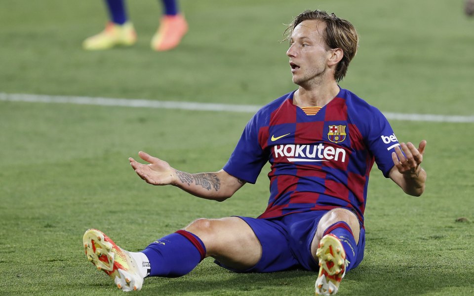 Отборите на Барселона и Атлетик Билбао играят при 0:0 в