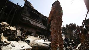 Карачи самолетна катастрофа авиокатастрофа Пакистан
