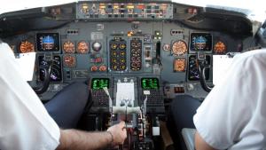 самолет пилоти