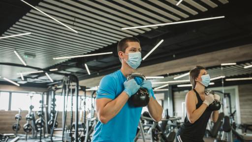  Без маски за спортуващите на закрито 