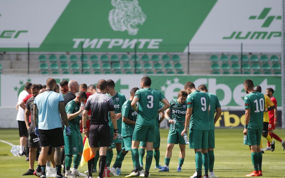 Изпадналият от efbet Лига Витоша Бистрица продължава с лятната си