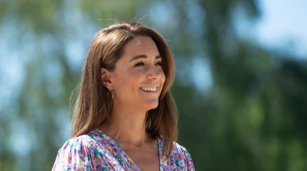 Цветето на Кембридж - Кейт не се притеснява да се изцапа (ГАЛЕРИЯ)