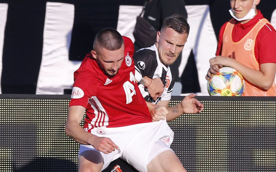 Десният бек на ЦСКА - Иван Турицов, ще е на