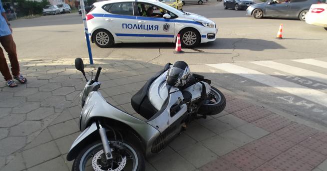 42-годишен моторист блъсна жена на пешеходна пътека в Благоевград. И