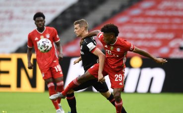 Байерн Мюнхен и Байер Леверкузен играят при резултат 1 0 във финала