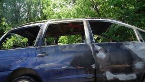 Девет леки автомобила изгоряха в събота през нощта при пожар