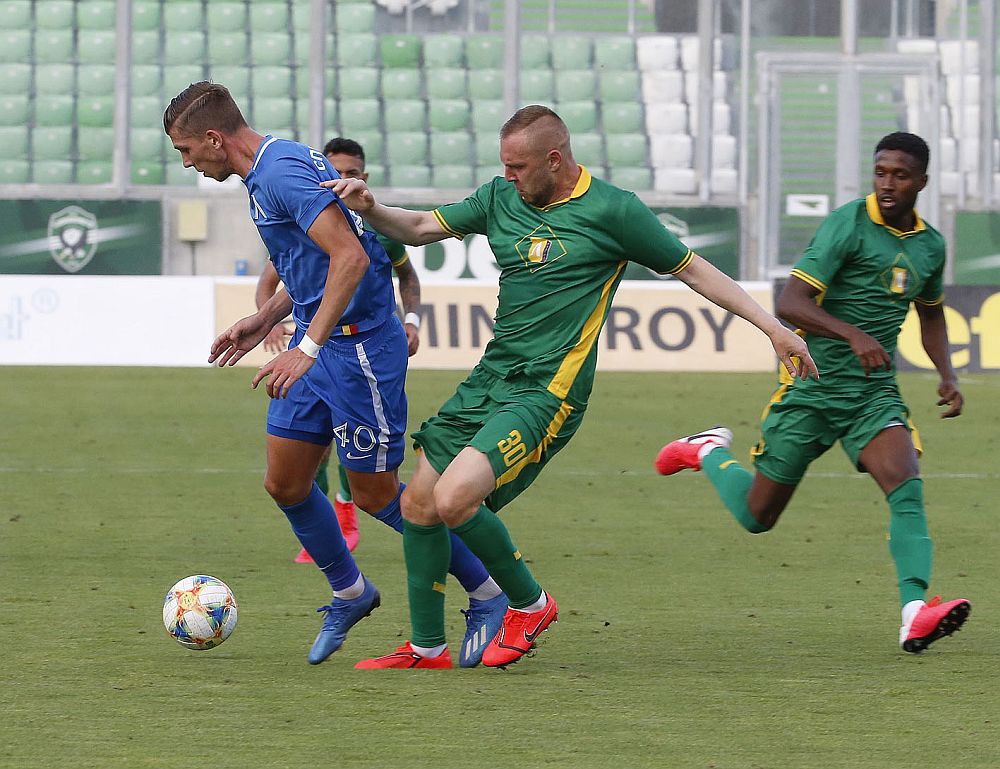 "Лудогорец" победи "Левски" с 3:0 и взе титлата на България