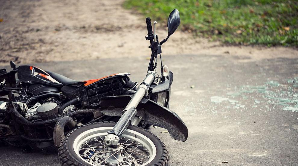 Катастрофа между кола и мотоциклетист в Лясковец, има загинал
