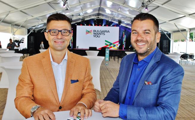 Иван и Андрей представиха нова платформа за кариера и живот в България