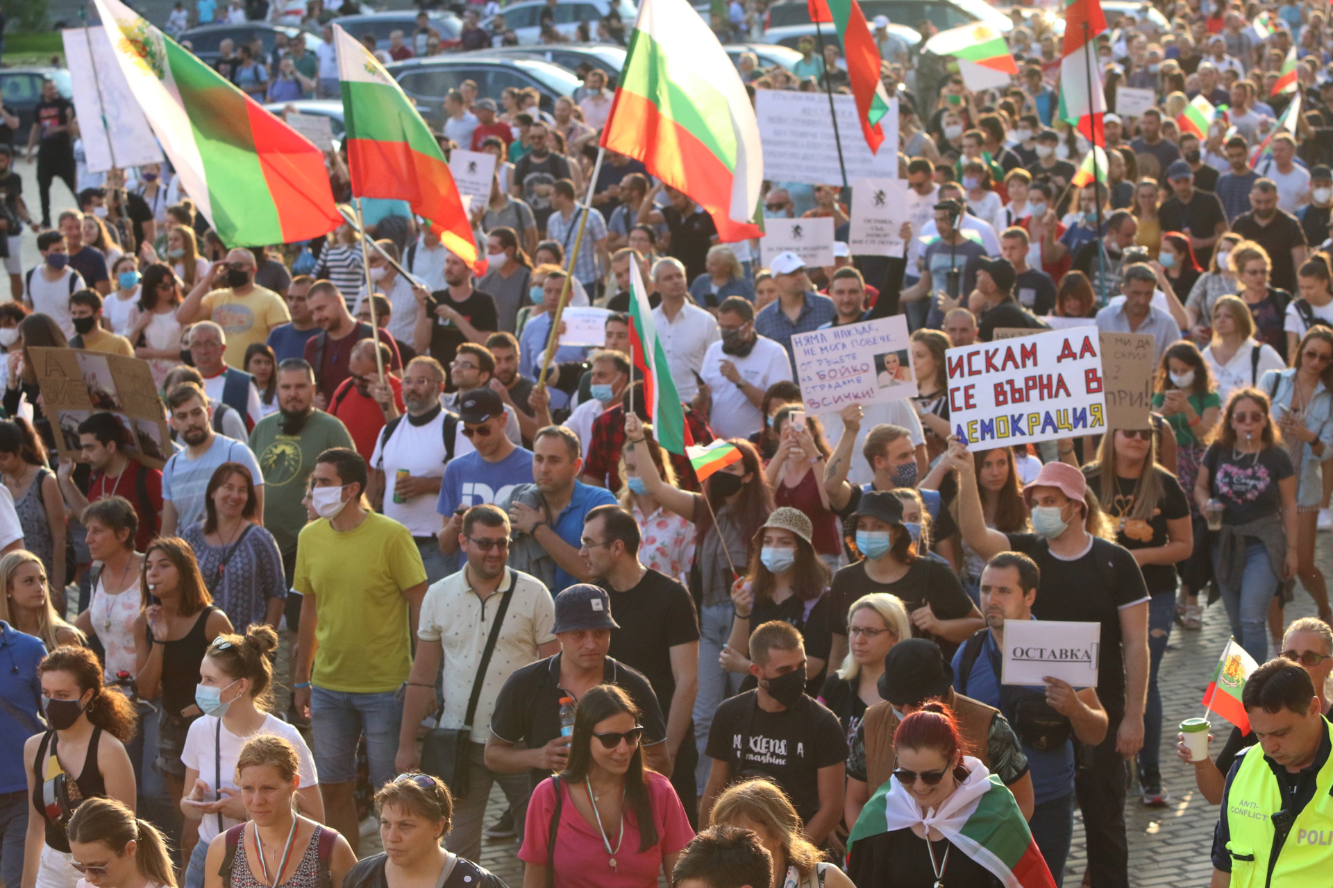 Седми ден на антиправителствени протести в София