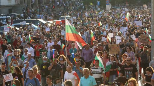  <p>Ще стихнат ли митингите след поисканите оставки</p> 