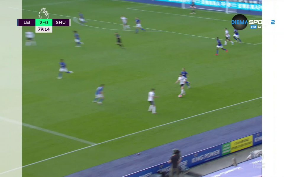 Десет минути преди последния съдийски сигнал Демарай Грей удвои аванса