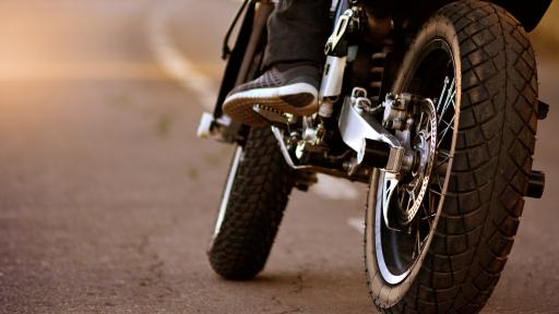  Тежка злополука в Търново, моторист почина 