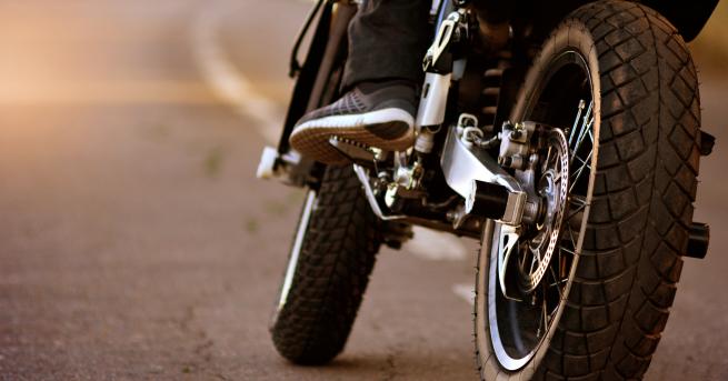 България Тежка катастрофа в Търново моторист загина ТИР пък се