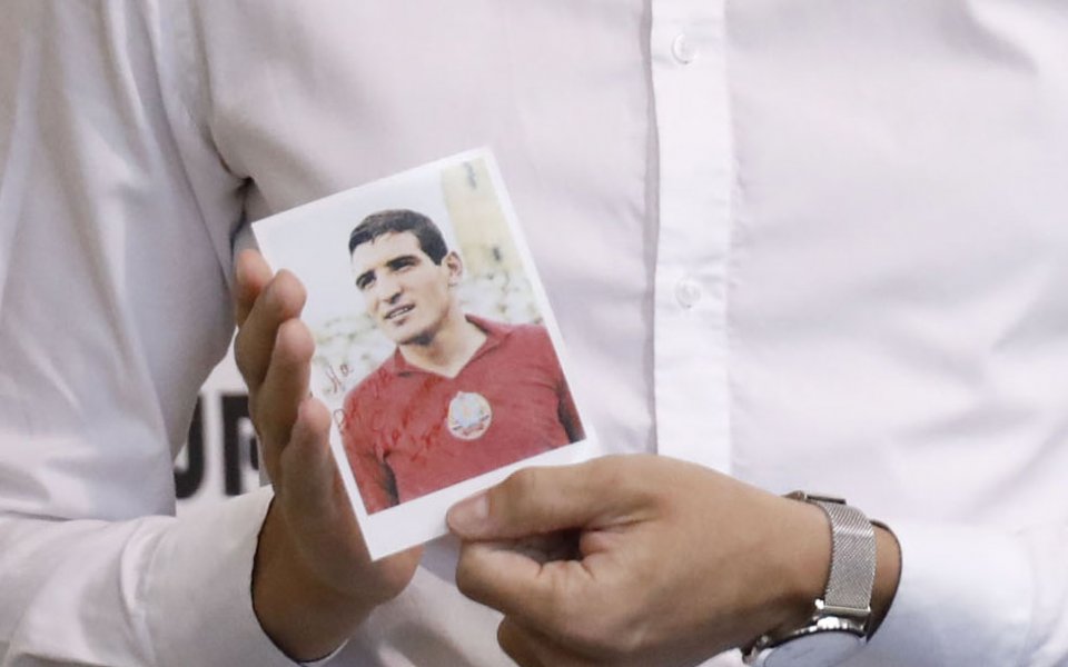 Награждаване на Валентин Антов за Ирач №1 на 31-ия кръг в  efbet Лига