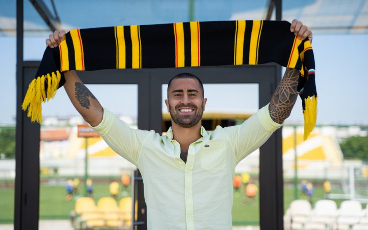 Ботев взе бивш съотборник на Рууни