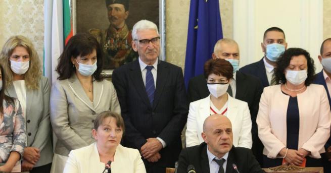 Няма мафия Може да има грешки може да има неща