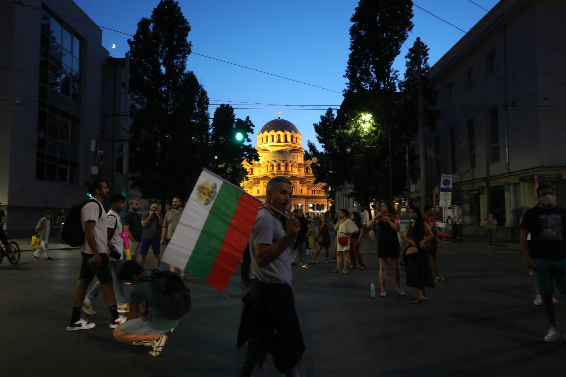 16-ти ден на протести срещу властта в София.